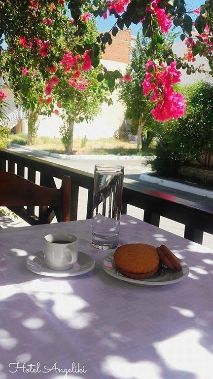 Hotel Angeliki Ирайон Екстериор снимка