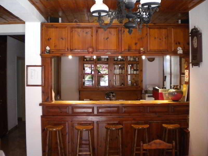 Hotel Angeliki Ирайон Екстериор снимка