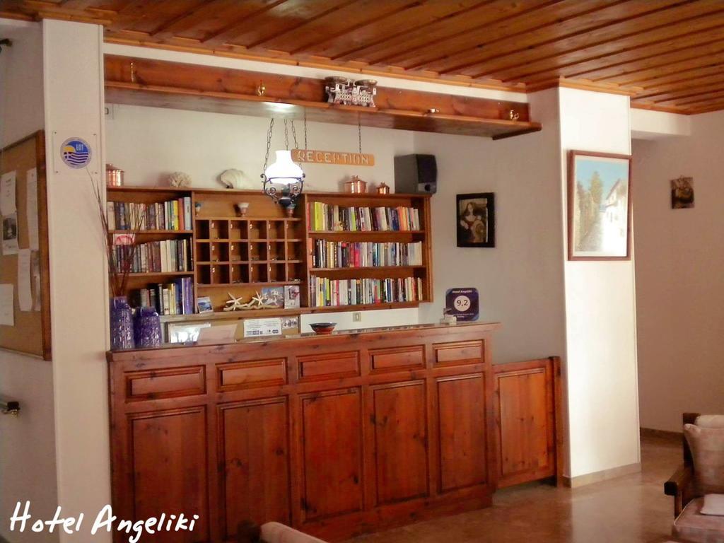 Hotel Angeliki Ирайон Екстериор снимка